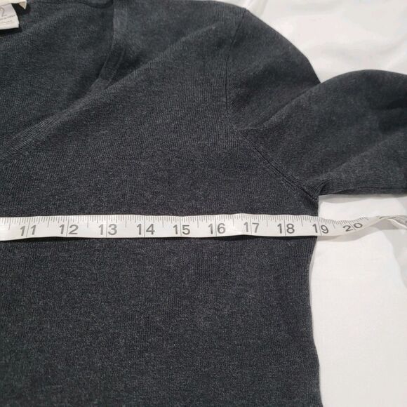 Chicos Womens Sweater Size Medium Gray Silk Blend Gray Minimalist Career Office - Picture 4 of 6